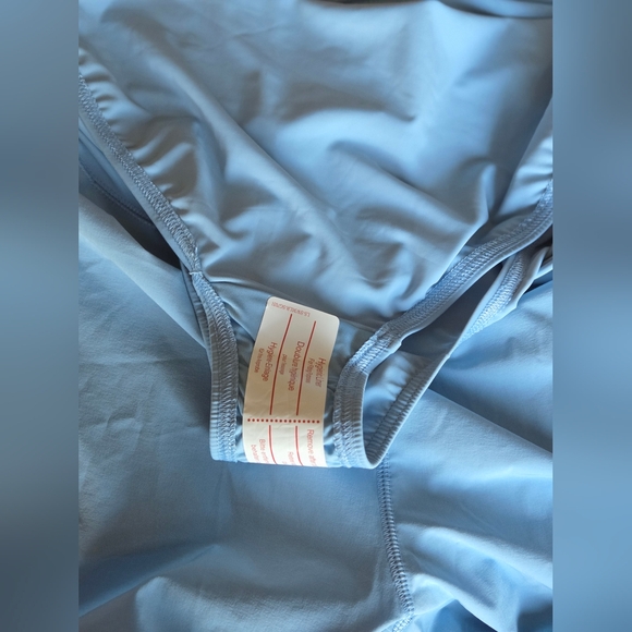 Lands' End Women's Light Blue Swim Shorts XL (16/18) NWT Retail $40 - Picture 6 of 6